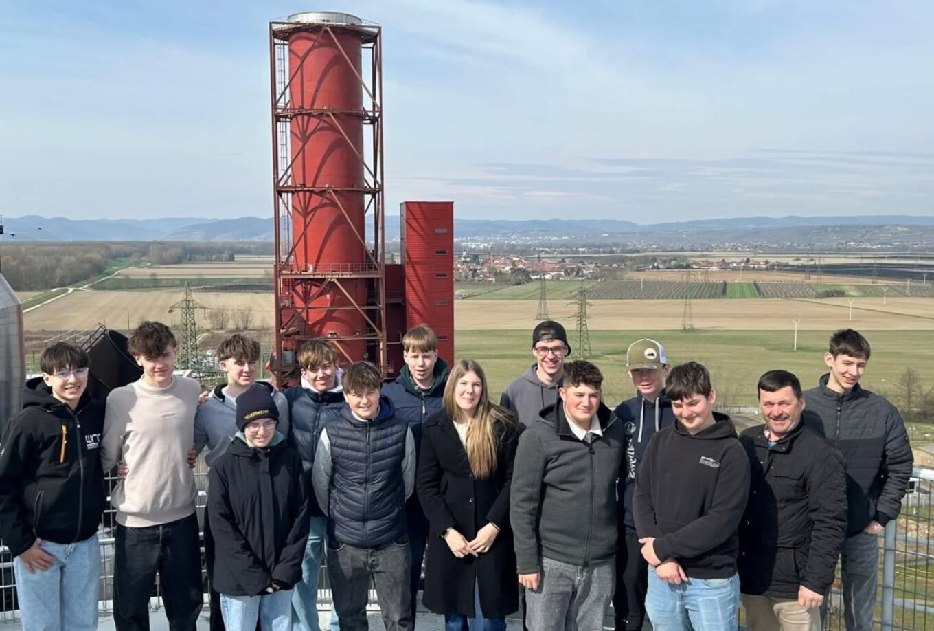 Energie hautnah erleben – Exkursion ins Kraftwerk Theiß